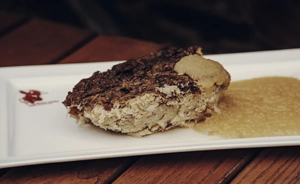 Hotelkamer met uitzicht op de Rijn en Festung Ehrenbreitstein © Philipp Bruederle Hotelkamer met uitzicht op de Rijn en Festung Ehrenbreitstein © Philipp Bruederle