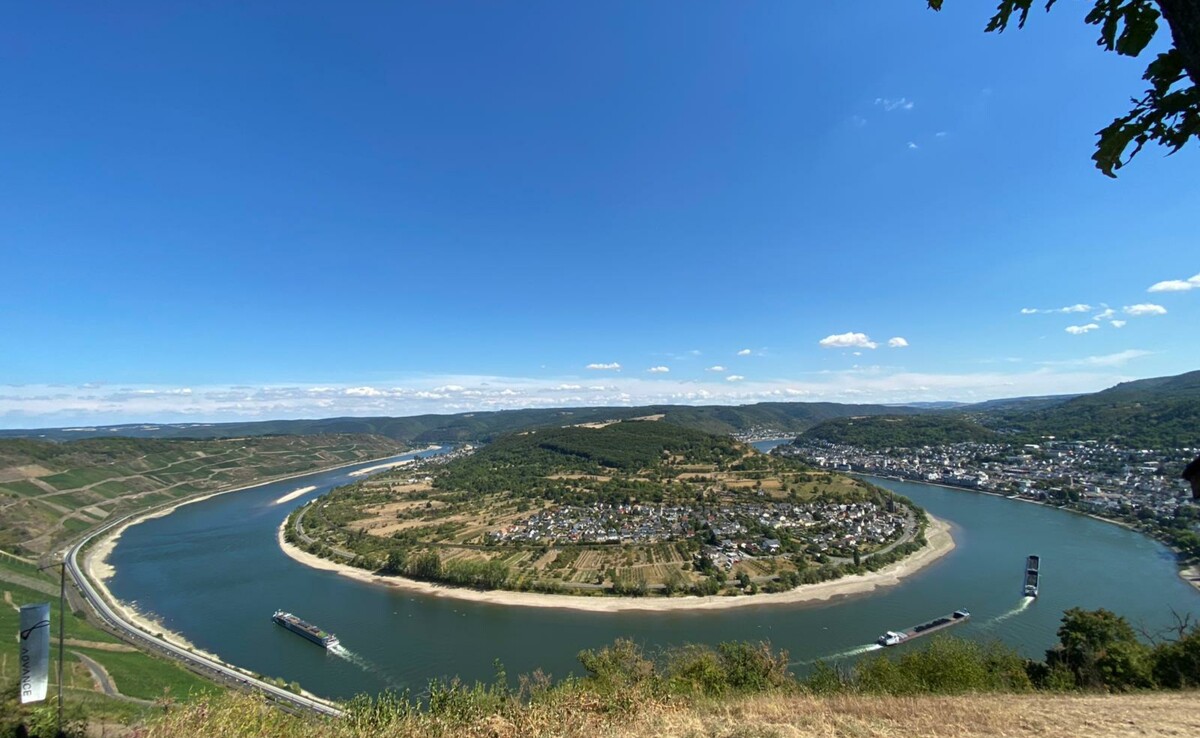 Rheinschleife Boppard ©  Ausblick auf die Rheinschleife in Boppard ©