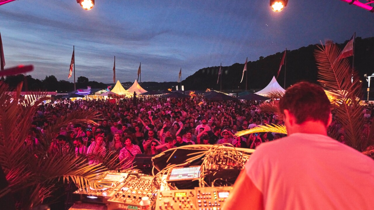 Electronic Wine am Deutschen Eck © 