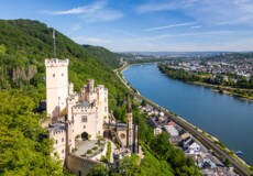 © Koblenz-Touristik GmbH, Dominik Ketz  Schloss Stolzenfels mit dem Rhein im Hintergrund © Koblenz-Touristik GmbH, Dominik Ketz