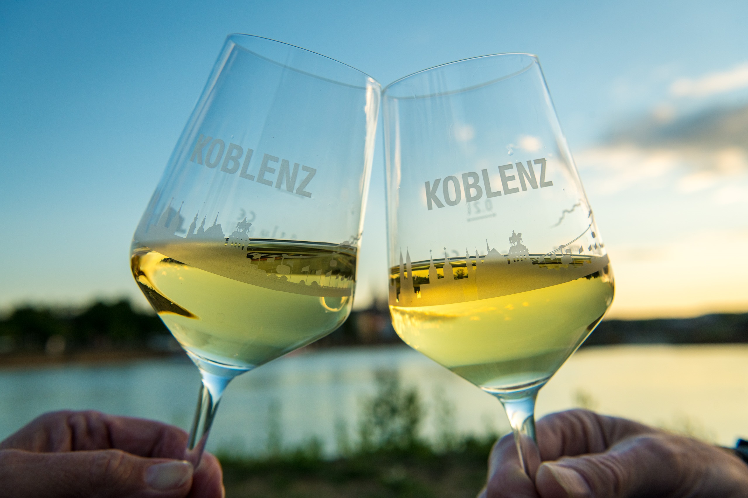 Weingläser_Koblenz_01_© Dominik Ketz.jpg © Koblenz-Touristik GmbH, Dominik Ketz Weingläser der Stadt Koblenz  © Koblenz-Touristik GmbH, Dominik Ketz