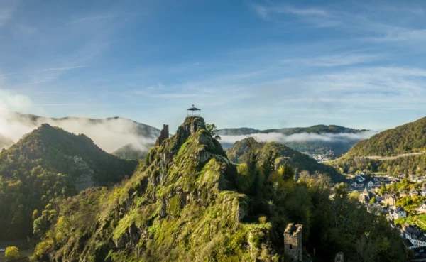Burgruine Are in Altenahr_Herbst 2022-1920x720.webp © Dominik Ketz Burgruine Are in Altenahr_Herbst 2022 © Dominik Ketz
