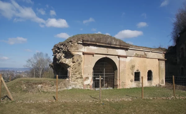 Fort Asterstein Hofseite Torgebäude © Stadt Koblenz – UDB Fort Asterstein – Hofseite des Torgebäudes © Stadt Koblenz – UDB