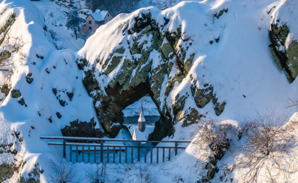 Blick durch das Teufelsloch_Winter 2024.jpg ©  Dominik Ketz Blick durch das Teufelsloch_Winter 2024.jpg ©  Dominik Ketz
