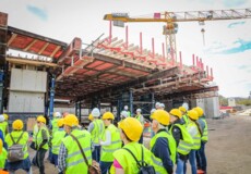 241025 - Besucherführung Pfaffendorfer Brücke-11-2.jpg © Stadt Koblenz/ Andreas Egenolf Baustellenführung: Besucherführung der Pfaffendorfer Brücke in Koblenz © Stadt Koblenz/ Andreas Egenolf