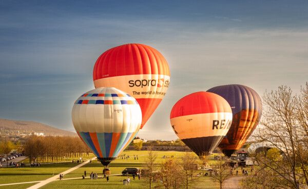 IMG_5904 (1).jpg © Koblenz-Touristik GmbH, Johannes Bruchhof  Heißluftballone auf dem Plateau an der Festung Ehrenbreitstein © Koblenz-Touristik GmbH, Johannes Bruchhof