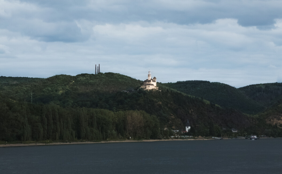 Marksburg © Ryne und Denise Cook Blick auf die Marksburg auf der anderen Rheinseite © Ryne und Denise Cook