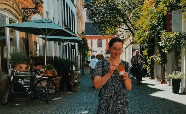 Hirnfrost Eisdiele in der Koblenzer Altstadt © Koblenz-Touristik Hirnfrost Eisdiele in der Koblenzer Altstadt © Koblenz-Touristik